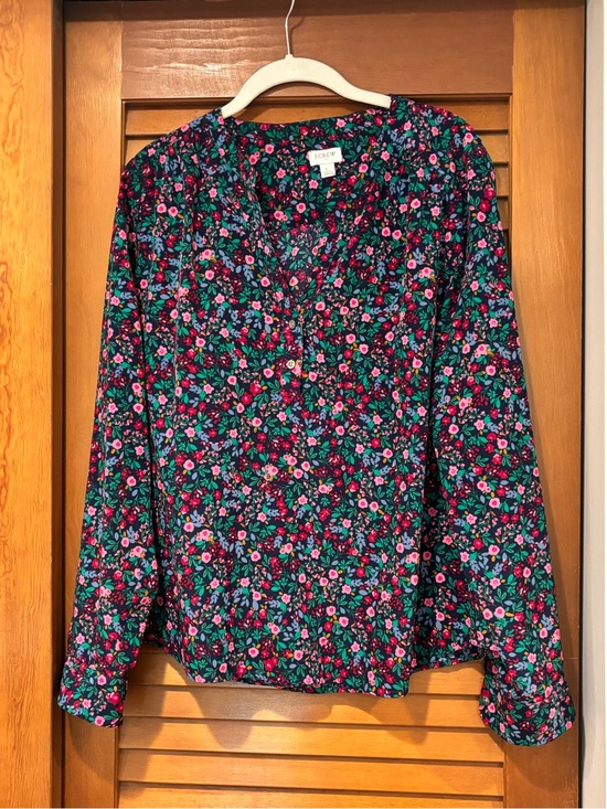 J. Crew Factory Tops - J. Crew Floral V-Neck Long-Sleeve Blouse